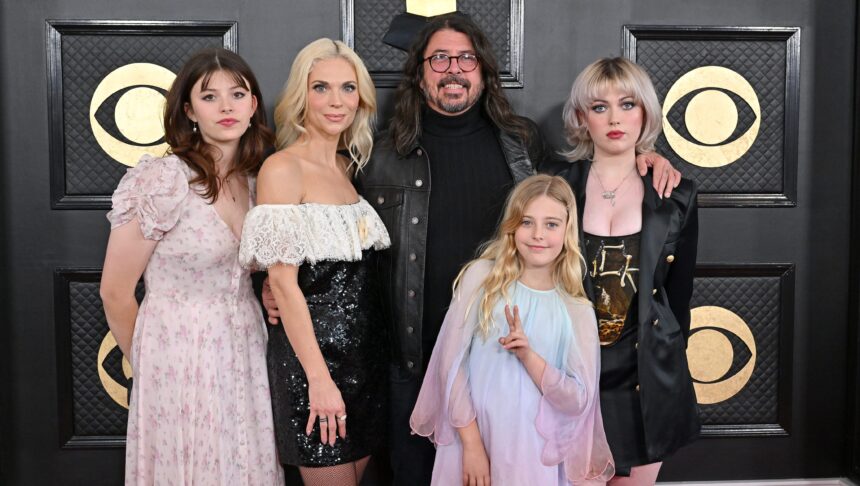 Dave Grohl's Kids: Foo Fighters Singer Reveals He Has Four Daughters