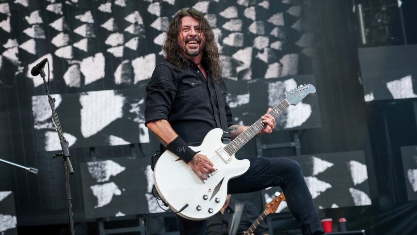 Foo Fighters' Dave Grohl announces baby girl after 21 years of marriage