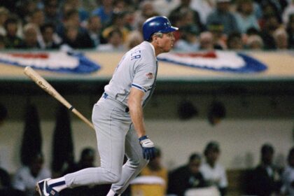 Dodgers dugout: How Bob Costas told Mickey Hatcher he wasn't the 1988 World Series MVP