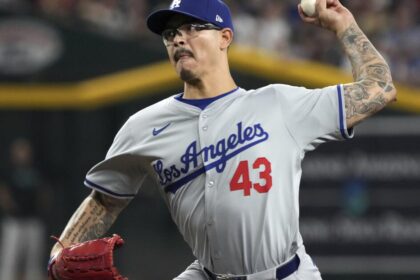 Dodgers relief pitcher Anthony Banda breaks hand in unusual manner