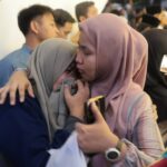 Rescuers ran oxygen to survivors in the collapse of an Indonesian school building, which filled dozens