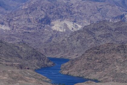 "Sacrificed at the Altar of Political Convenience": Candidate talks about withdrawal during a critical water talk