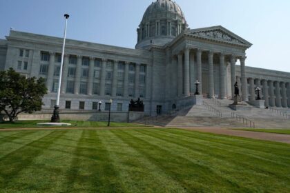 Missouri Governor is a Trump-backed GOP gerrymander signed the law on the map