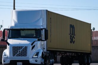 Truckmakers are breaking emissions deals hurt themselves - and all Californians