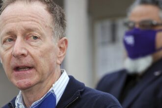 Is Austin Beutner preparing to run against Mayor Karen Bass? It certainly looks like that