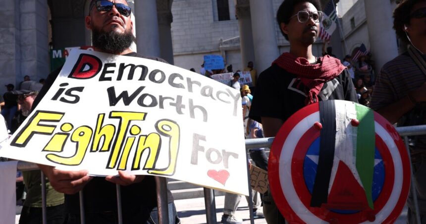 Sacramento has dinosaurs, unicorns, and "angry grandmas," but no king.