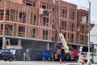 Can't find apparades in LA? That Bade Fraber is built