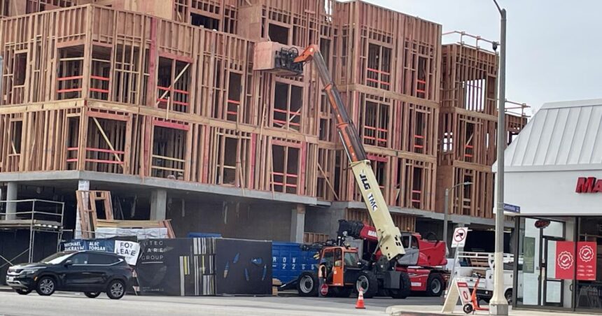 Can't find apparades in LA? That Bade Fraber is built