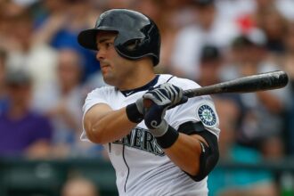 Former Yankees and Mariners slugger Jesus Montero dies at age 35 in motorcycle accident