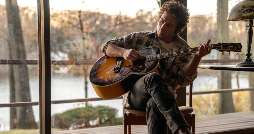 ``Chainsaw Man'' dominates the weekend box office. Springsteen biopic was disappointing