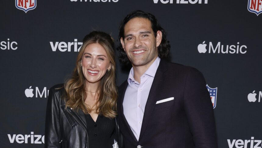 Does Mark Sanchez have children? All about his children and family