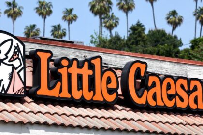 This Sonoma County town has banned chain businesses. So how did Little Caesars get city approval?