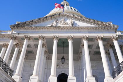 Trump suggests he won't compromise with Democrats on government shutdown as senators plan unusual weekend session