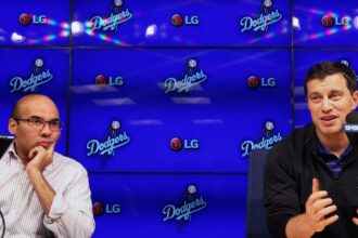 Two Dodgers executives offer advice to Lakers during ownership transition