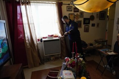 California invests in cheap heat pumps as federal support wanes