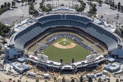 Free tickets vs. 25% price increase: Dodger Stadium tour guides debate over color-coding, union vote