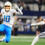 Chargers beat Cowboys, win 4th straight, move into playoff spot