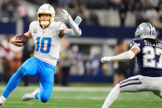 Chargers beat Cowboys, win 4th straight, move into playoff spot