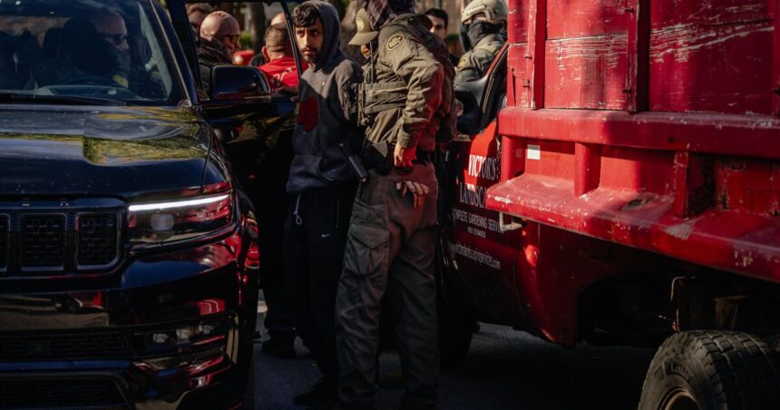 Illinois law protects immigrants from arrest near courthouses, hospitals and universities