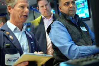 Further decline in AI stocks marks Wall Street's worst day in nearly a month